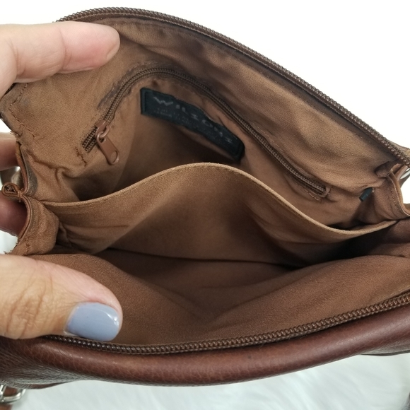 Wilsons Leather Bags Wilsons Geniune Leather Saddle Crossbody Flap